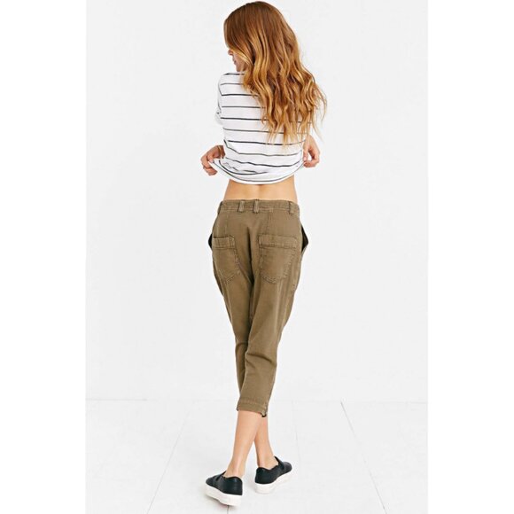 Cotton Cropped Olive Khaki Pants - Picture 3 of 10